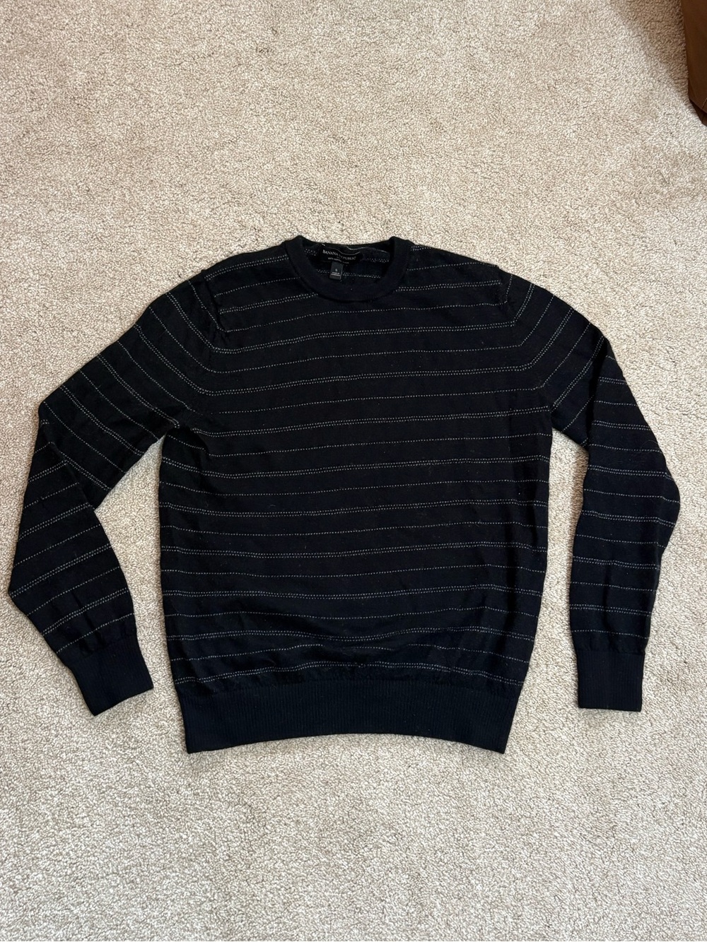 BR merino wool crewneck